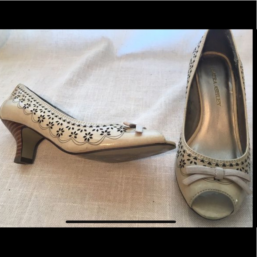 Laura Ashley heels